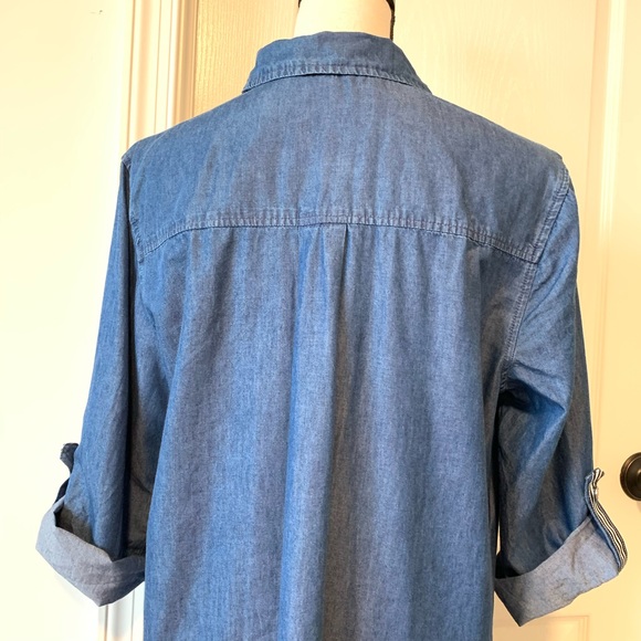 LUXOLOGY Chambray Collared Shirt Dress—SZ. 10 - Picture 5 of 11